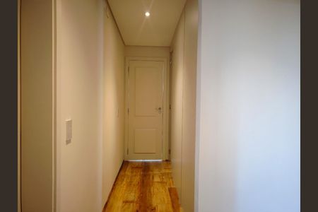 Apartamento à venda com 221m², 3 quartos e 4 vagasFoto 14