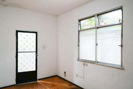 Casa para alugar com 70m², 2 quartos e 1 vaga Casa para alugar com 70m², 2 quartos e 1 vagaSala