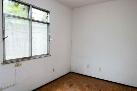 Sala de casa para alugar com 2 quartos, 70m² em Campo Grande, Rio de Janeiro