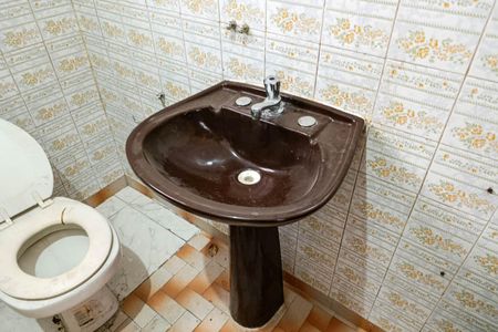 Casa para alugar com 70m², 2 quartos e 1 vaga Casa para alugar com 70m², 2 quartos e 1 vagaBanheiro