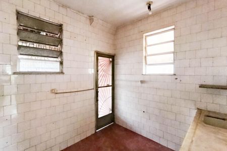 Casa para alugar com 70m², 2 quartos e 1 vaga Casa para alugar com 70m², 2 quartos e 1 vagaCozinha e Área de Serviço