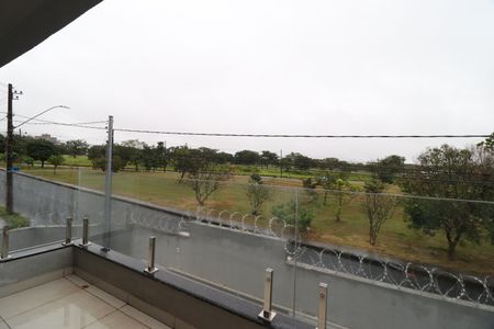 Sacada de casa para alugar com 3 quartos, 150m² em Laranjeiras, Uberlândia