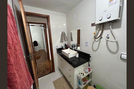 Apartamento para alugar com 70m², 2 quartos e 1 vagaBanheiro