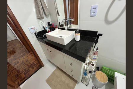 Apartamento para alugar com 70m², 2 quartos e 1 vagaBanheiro