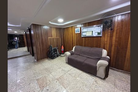 Apartamento para alugar com 70m², 2 quartos e 1 vagaHall de entrada