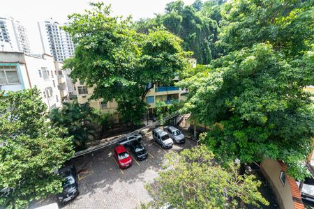 Apartamento à venda com 110m², 2 quartos e sem vagaVista