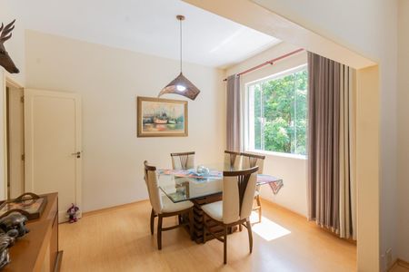 Apartamento à venda com 110m², 2 quartos e sem vagaSala