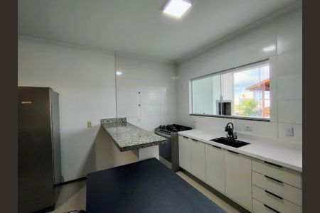 Apartamento para alugar com 75m², 2 quartos e 1 vagaCozinha