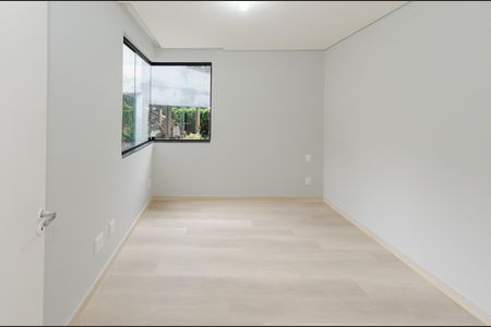 Casa à venda com 156m², 3 quartos e 4 vagas Casa à venda com 156m², 3 quartos e 4 vagasQuarto 1