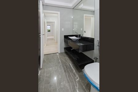 Casa à venda com 156m², 3 quartos e 4 vagas Casa à venda com 156m², 3 quartos e 4 vagasBanheiro suíte