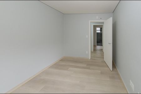 Casa à venda com 156m², 3 quartos e 4 vagas Casa à venda com 156m², 3 quartos e 4 vagasQuarto 1