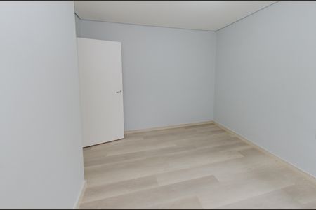 Casa à venda com 156m², 3 quartos e 4 vagas Casa à venda com 156m², 3 quartos e 4 vagasQuarto 2