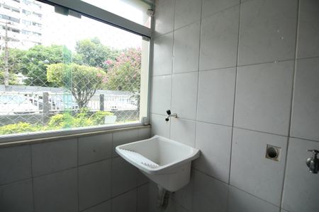 Apartamento à venda com 43m², 2 quartos e 1 vagaÁrea de Serviço