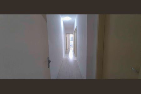 Corredor de casa para alugar com 4 quartos, 125m² em Jaguaribe, Osasco