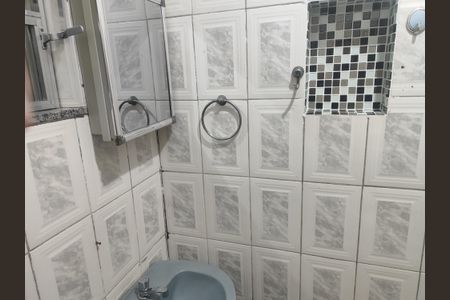 Apartamento para alugar com 48m², 2 quartos e sem vaga Apartamento para alugar com 48m², 2 quartos e sem vagaBanheiro