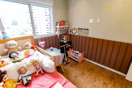 Apartamento à venda com 163m², 4 quartos e 3 vagasQuarto 2