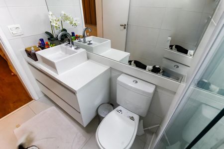 Apartamento à venda com 163m², 4 quartos e 3 vagasBanheiro da Suíte 1
