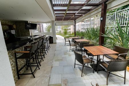 Apartamento à venda com 163m², 4 quartos e 3 vagasÁrea comum - Churrasqueira