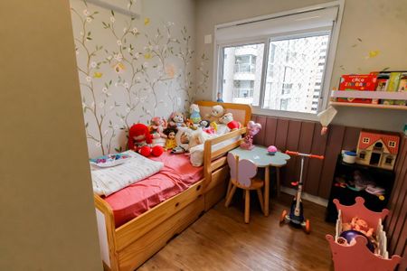 Apartamento à venda com 163m², 4 quartos e 3 vagasQuarto 2