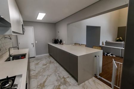 Apartamento à venda com 163m², 4 quartos e 3 vagasCozinha - Armários