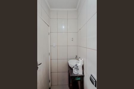 Casa à venda com 106m², 3 quartos e 1 vaga Casa à venda com 106m², 3 quartos e 1 vagaBanheiro de serviço