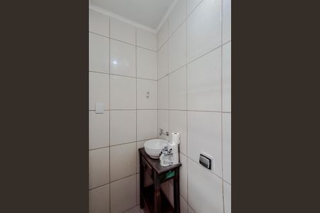 Casa à venda com 106m², 3 quartos e 1 vaga Casa à venda com 106m², 3 quartos e 1 vagaBanheiro de serviço