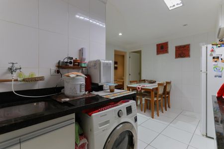 Apartamento à venda com 52m², 1 quarto e sem vagaCozinha e área de serviço