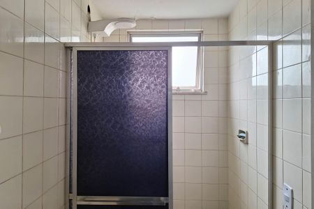 Apartamento à venda com 75m², 2 quartos e 1 vaga Apartamento à venda com 75m², 2 quartos e 1 vagaBanheiro
