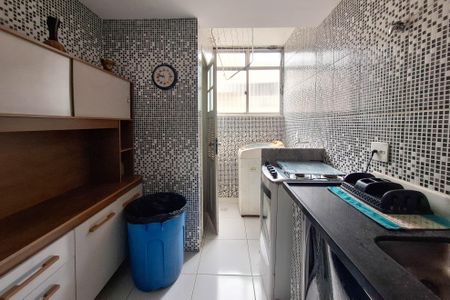 Apartamento à venda com 75m², 2 quartos e 1 vaga Apartamento à venda com 75m², 2 quartos e 1 vagaCozinha