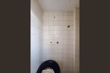 Apartamento à venda com 75m², 2 quartos e 1 vaga Apartamento à venda com 75m², 2 quartos e 1 vagaBanheiro de serviço