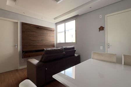 Sala de apartamento para alugar com 2 quartos, 52m² em Jardim Arapongas, Guarulhos