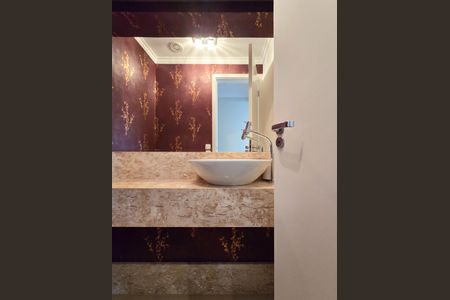 Apartamento para alugar com 156m², 3 quartos e 3 vagasLavabo