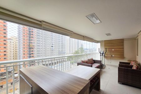 Apartamento para alugar com 156m², 3 quartos e 3 vagasSacada