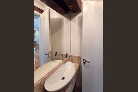 Apartamento para alugar com 156m², 3 quartos e 3 vagasLavabo 