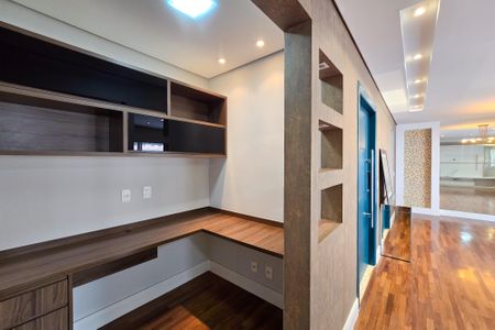 Apartamento para alugar com 156m², 3 quartos e 3 vagasEscritório
