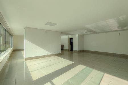 Apartamento à venda com 176m², 4 quartos e 4 vagasÁrea comum - Salão de festas