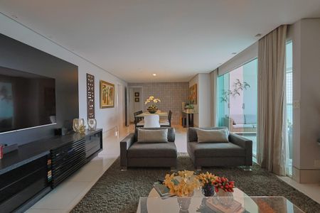 Apartamento à venda com 176m², 4 quartos e 4 vagasSala