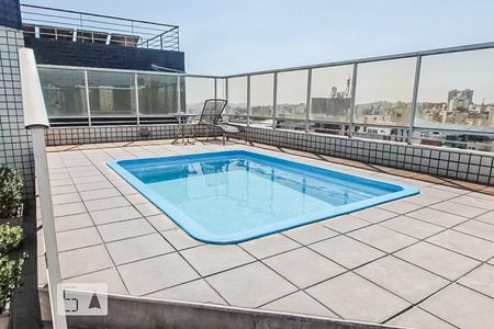 Apartamento à venda com 38m², 1 quarto e 1 vaga Apartamento à venda com 38m², 1 quarto e 1 vagaÁrea Externa - Piscina