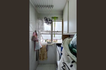 Apartamento para alugar com 66m², 3 quartos e 1 vagaÁrea de Serviço