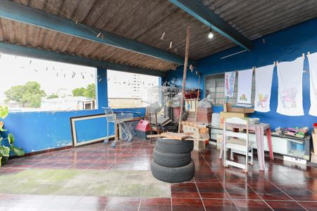 Casa à venda com 370m², 3 quartos e 8 vagas Casa à venda com 370m², 3 quartos e 8 vagasTerraço