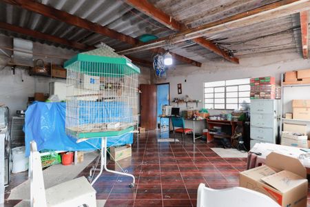 Casa à venda com 370m², 3 quartos e 8 vagas Casa à venda com 370m², 3 quartos e 8 vagasOficina