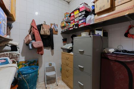 Casa à venda com 370m², 3 quartos e 8 vagas Casa à venda com 370m², 3 quartos e 8 vagasDespensa