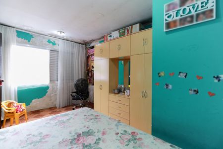 Casa à venda com 370m², 3 quartos e 8 vagas Casa à venda com 370m², 3 quartos e 8 vagasQuarto 2