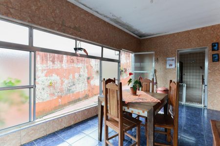 Casa à venda com 370m², 3 quartos e 8 vagas Casa à venda com 370m², 3 quartos e 8 vagasÁrea de lazer