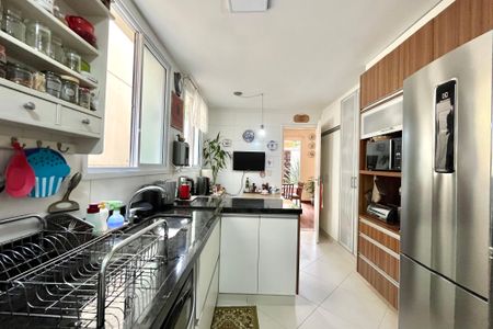 Casa de condomínio à venda com 181m², 4 quartos e 3 vagasCozinha