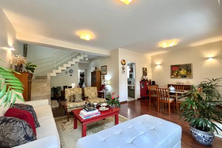 Sala de Estar  de casa de condomínio à venda com 4 quartos, 181m² em Vila Nova Caledonia, São Paulo