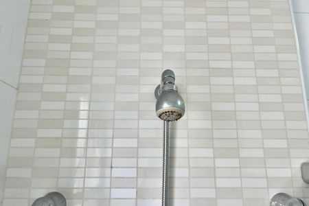 Casa de condomínio à venda com 181m², 4 quartos e 3 vagasBanheiro da Suíte 2