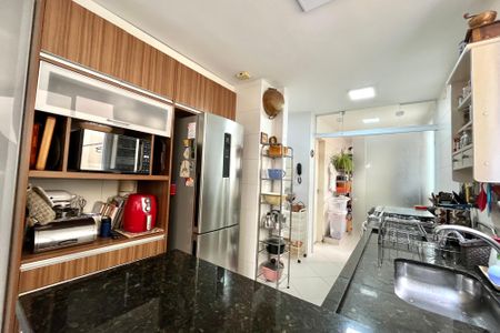 Casa de condomínio à venda com 181m², 4 quartos e 3 vagasCozinha