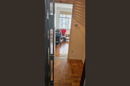 Apartamento para alugar com 83m², 3 quartos e sem vaga Apartamento para alugar com 83m², 3 quartos e sem vagaQuarto