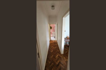 Corredor de apartamento para alugar com 3 quartos, 83m² em Humaitá, Rio de Janeiro